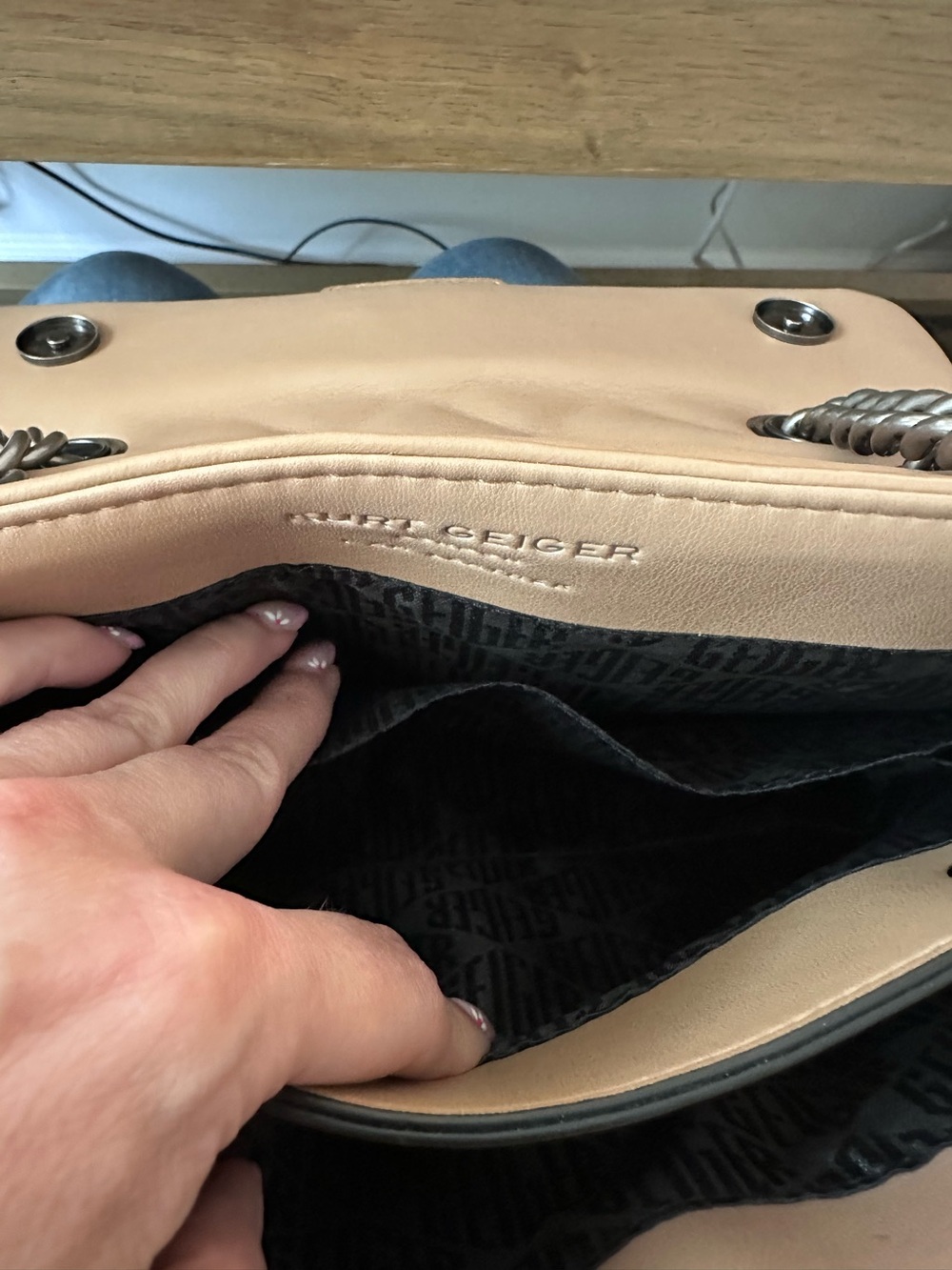 Kurt Geiger Quilted Camel Leather Shoulder Bag converts to crossbody - Picture 10 of 11
